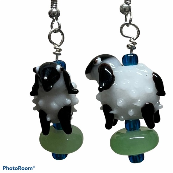 Glass Lampwork Beads Beaded Sheep Dangle Earrings figural novelty - Picture 3 of 5